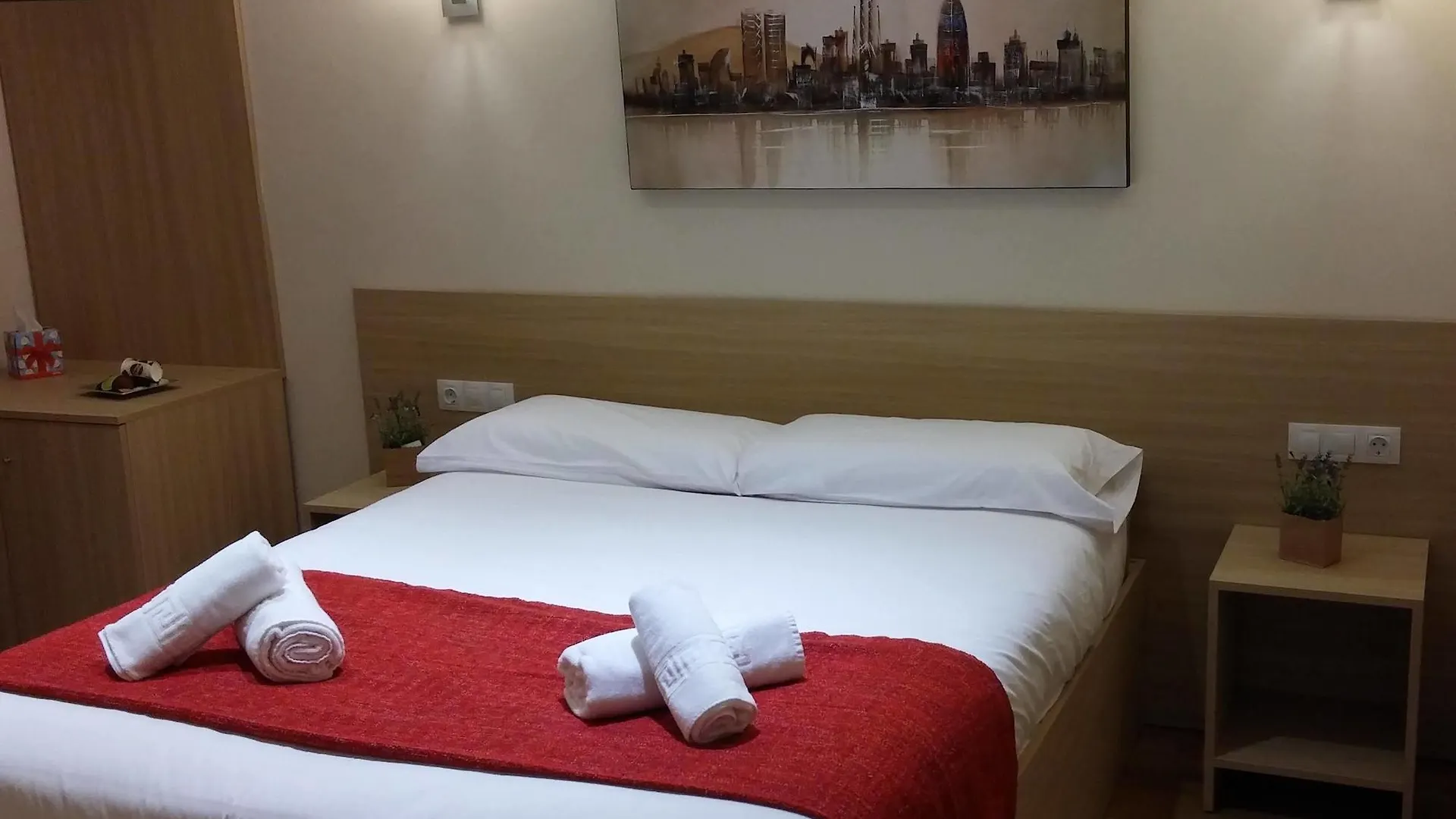 Hostal Barcelona Travel 3*,
